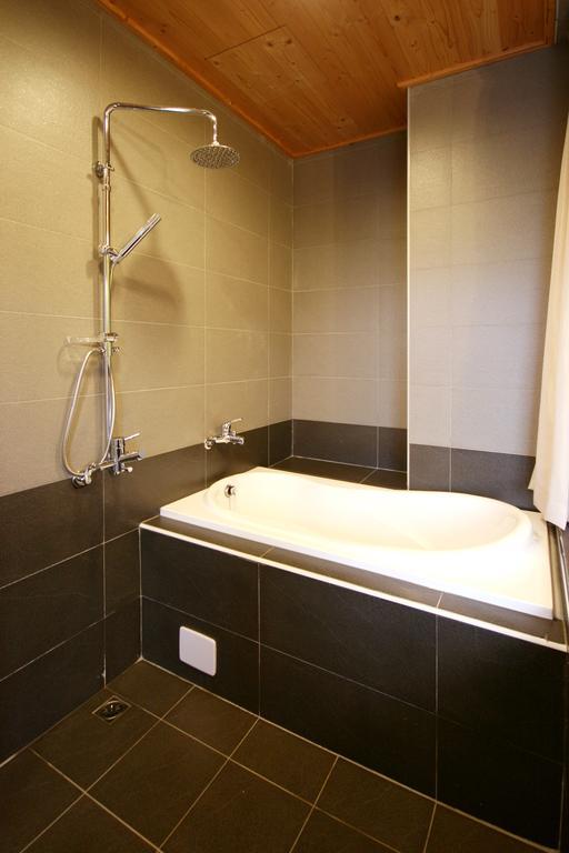 Pulicity Villa B&B Room photo